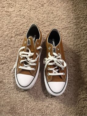 Converse Low Top Sneakers in Brown and White